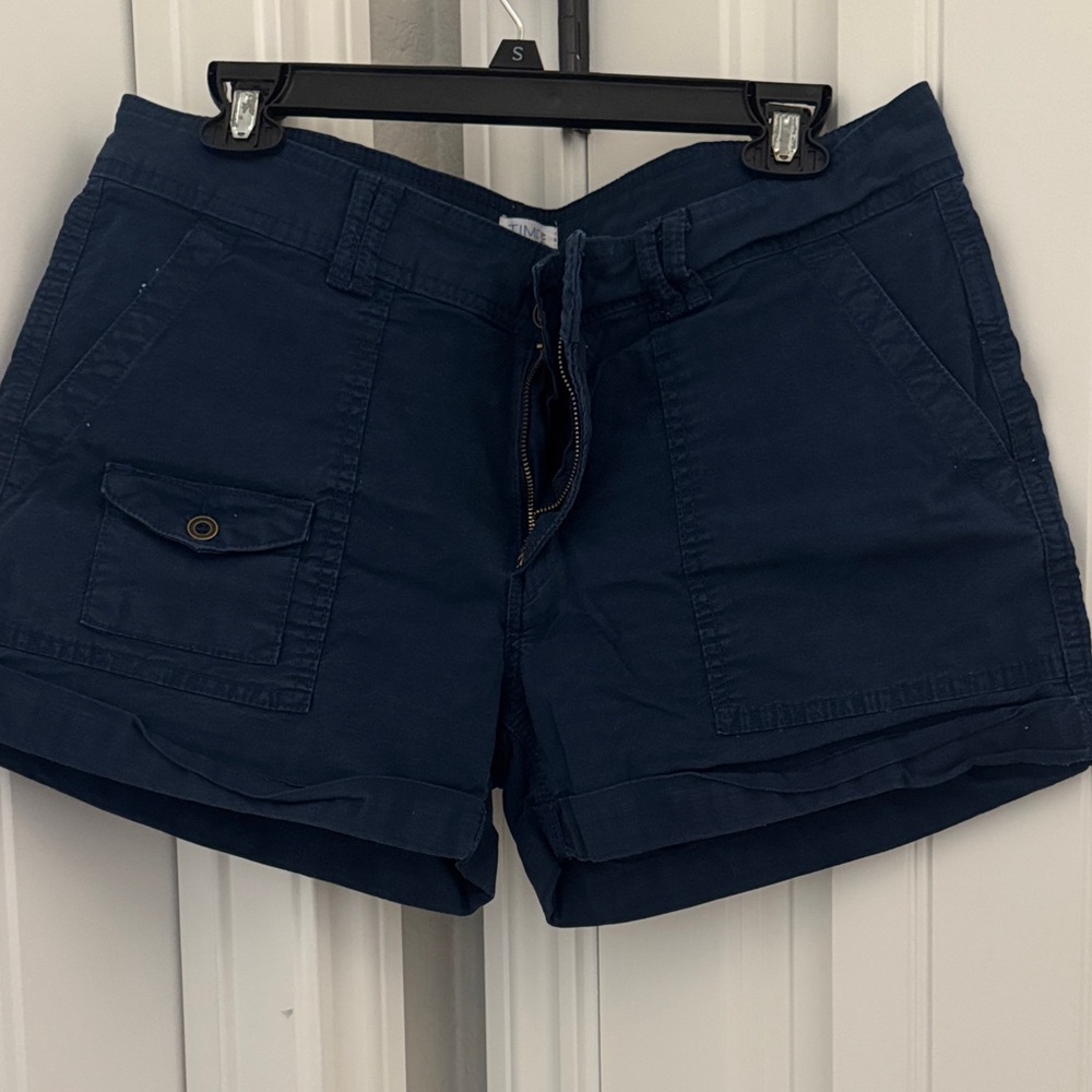 Time and Tru Navy Cargo Shorts